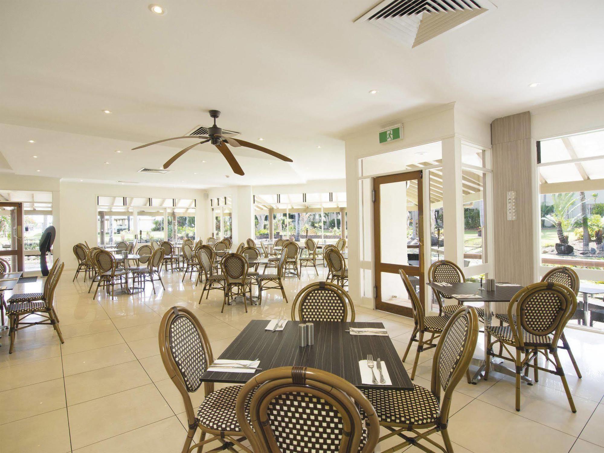 Oaks Sunshine Coast Oasis Resort Caloundra Bagian luar foto